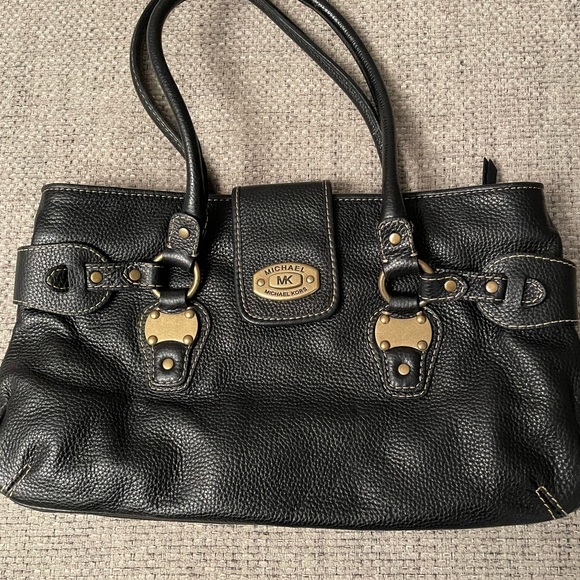 Michael Kors Black leather purse - Picture 2 of 4